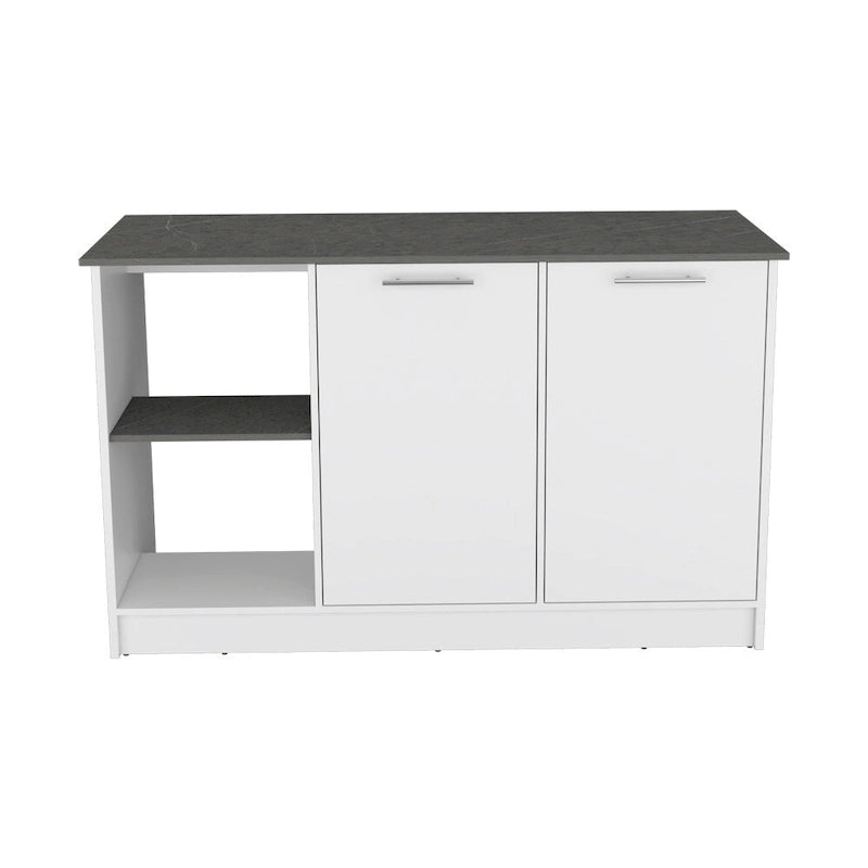Îlot de cuisine avec deux étagères de rangement ouvertes et un meuble pour la salle à manger